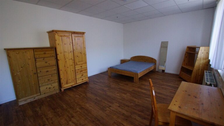 Zimmer Ansicht IV