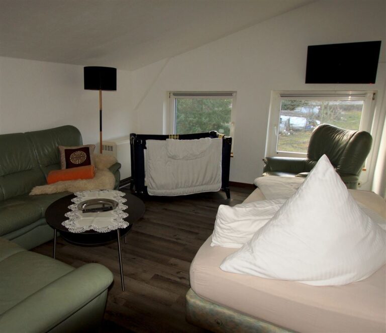 14 Schlafzimmer Bsp.
