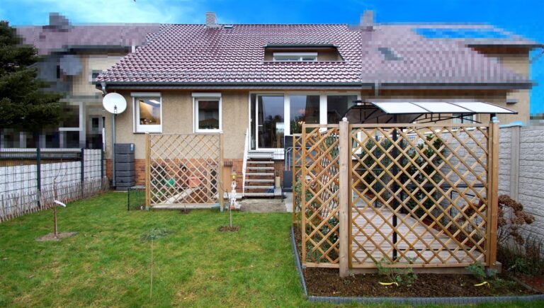 2 Rückansicht mit Garten