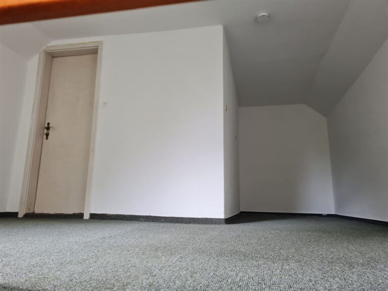 Zimmer oben