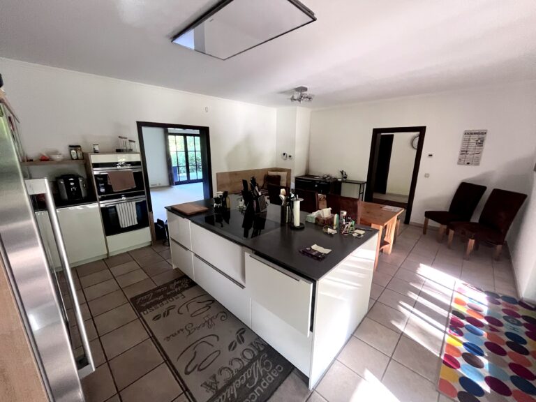 20 Kochzeile in Landhausküche