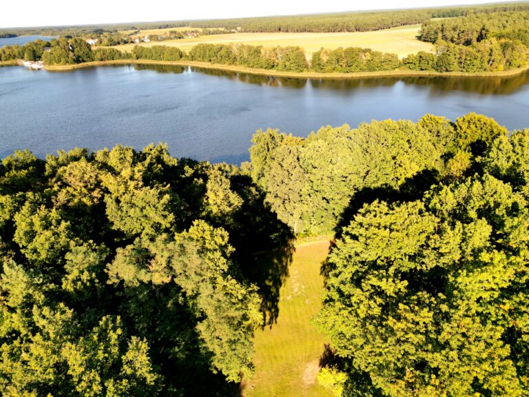 14 direkte Wasserlage an der Havel