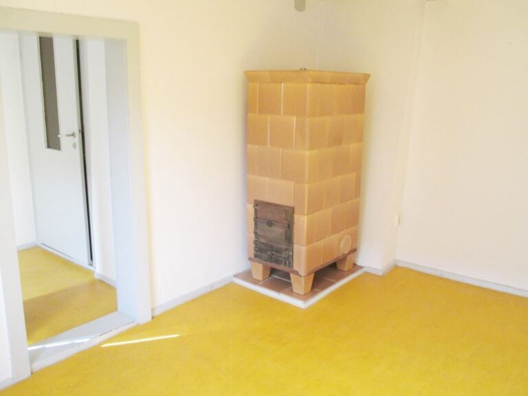 obere Etage / Zimmer 1