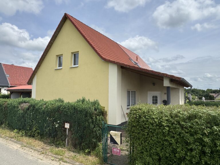 Straßenansicht