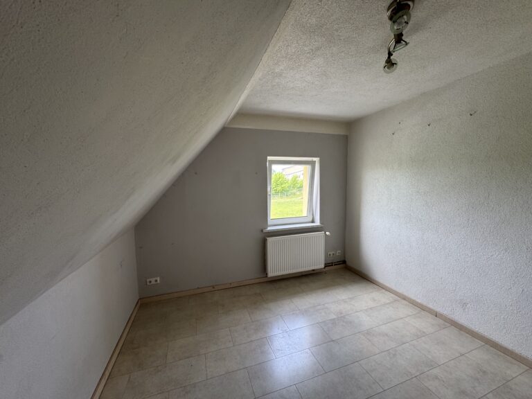 Zimmer 1 OG